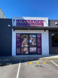 Golden Sun Massage - Springfield gallery photo 19